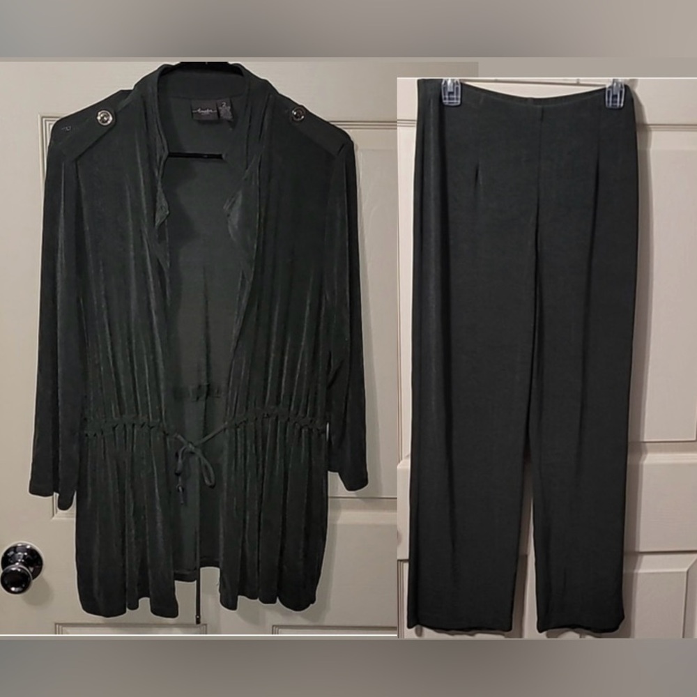 Chico's Travelers Dark‎ Green Sting Closure Lightweight Jacket/Pant Suit (W) 2